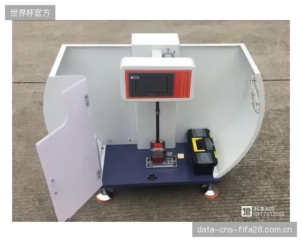各大品牌均声称自家D3O防护更优，但从不公布完整的落锤测控应力应变曲线，消费者正陷入“黑箱式”的技术营销